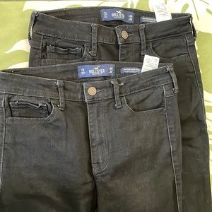 Hollister 7R and 7S black jeans (2 count)